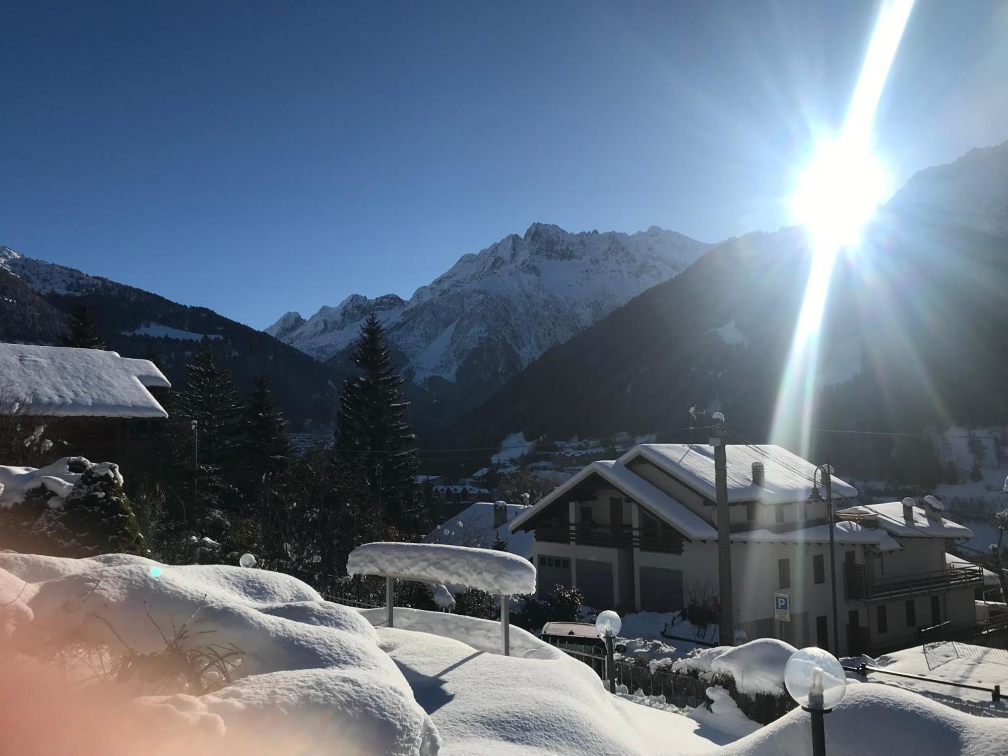 Hotel Garni Sorriso Ponte Di Legno Eksteriør bilde